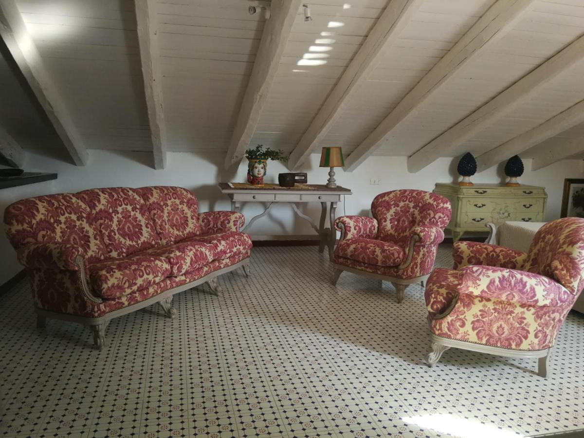 جيارديني ناكسوس Villa Chiarenza Maison D'Hotes المظهر الخارجي الصورة
