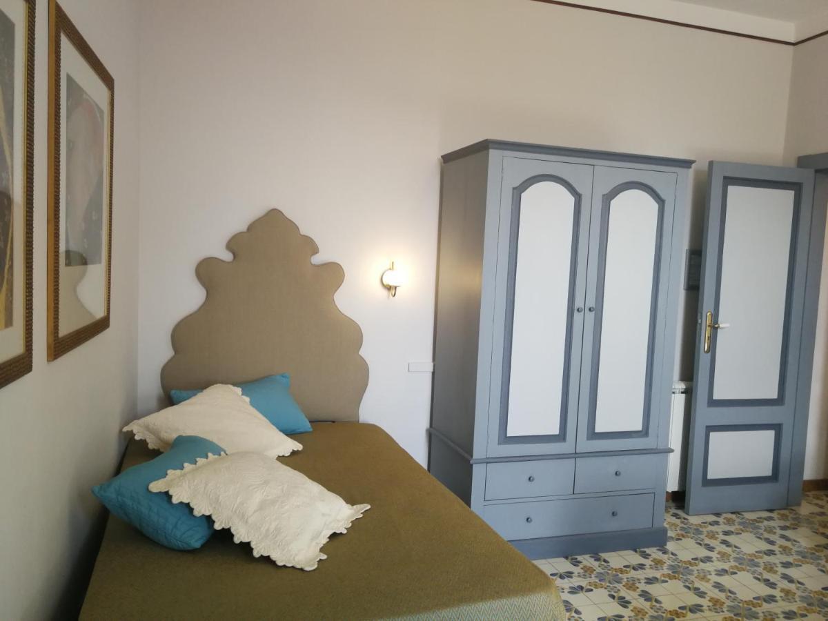 جيارديني ناكسوس Villa Chiarenza Maison D'Hotes المظهر الخارجي الصورة